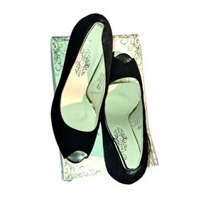 Brand New Charles Albert open toe Wedge sandal in black with cute gold accent.
